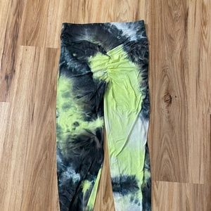 Tye-Dye Bootie lifter leggings - yellow/black